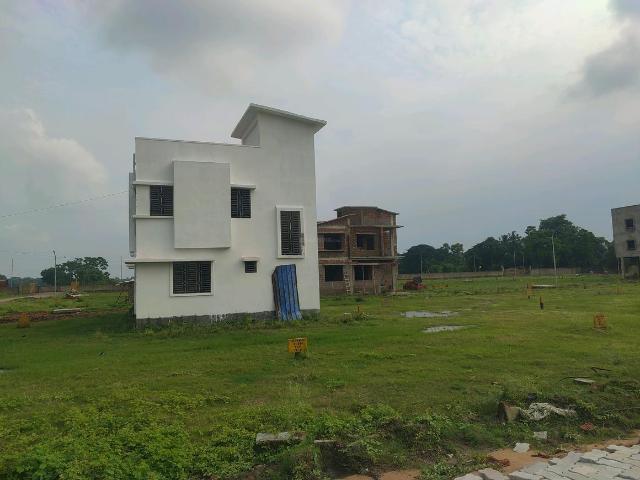 Residential Plot in New Town for resale Kolkata. The reference number is 14992087