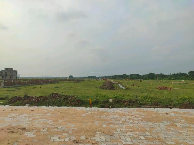 Residential Plot in New Town for resale Kolkata. The reference number is 14992402