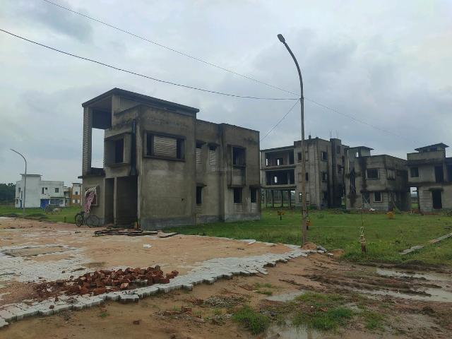 Residential Plot in New Town for resale Kolkata. The reference number is 15054612