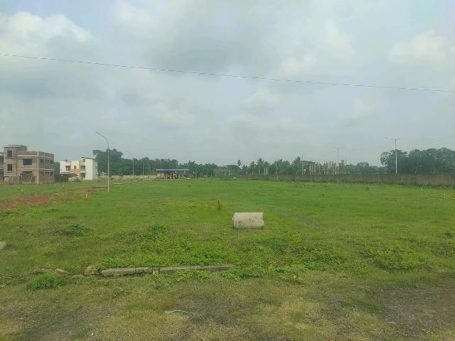Residential Plot in New Town for resale Kolkata. The reference number is 15131994