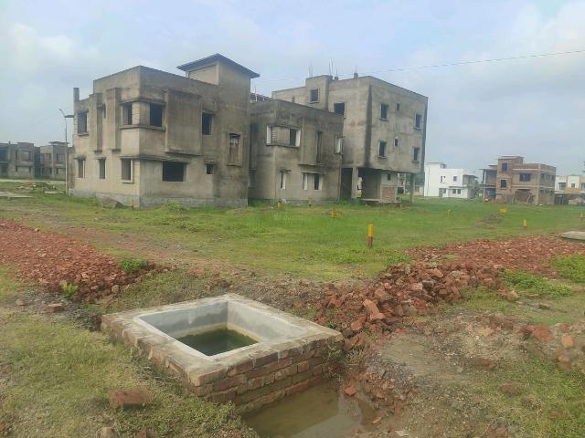 Residential Plot in New Town for resale Kolkata. The reference number is 15132018
