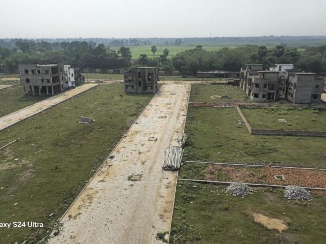 Residential Plot in New Town for resale Kolkata. The reference number is 20054645