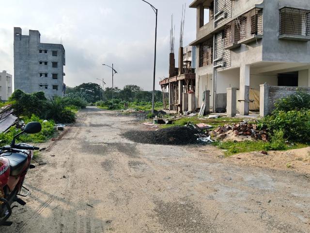 Residential Plot in New Town for resale Kolkata. The reference number is 20145474