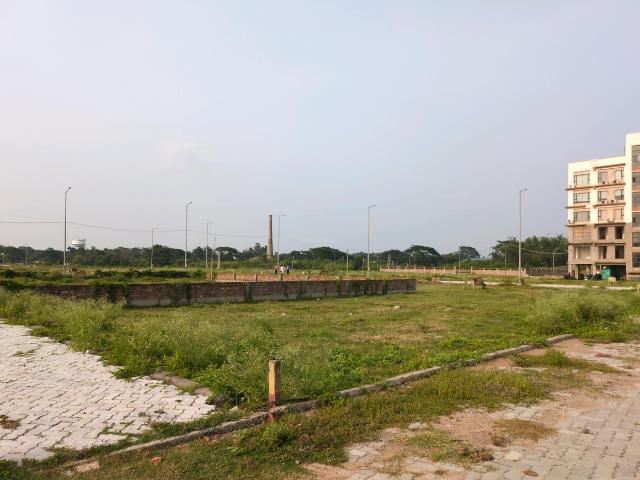 Residential Plot in New Town for resale Kolkata. The reference number is 20282900