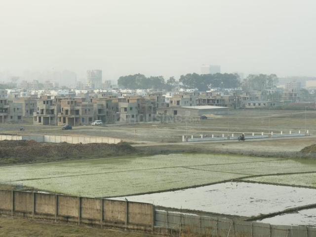 Residential Plot in New Town for resale Kolkata. The reference number is 20382374