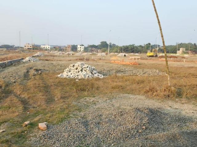 Residential Plot in New Town for resale Kolkata. The reference number is 20382443