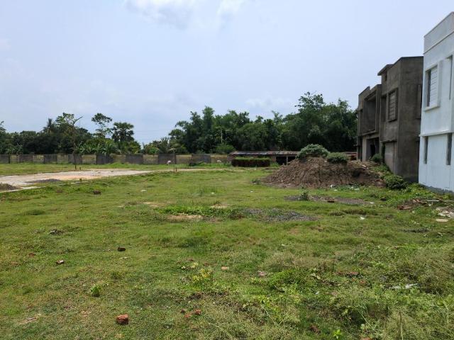 Residential Plot in New Town for resale Kolkata. The reference number is 20336338