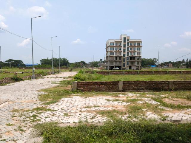 Residential Plot in New Town for resale Kolkata. The reference number is 20336438