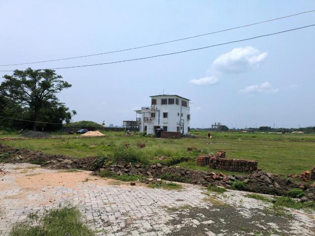 Residential Plot in New Town for resale Kolkata. The reference number is 20336605