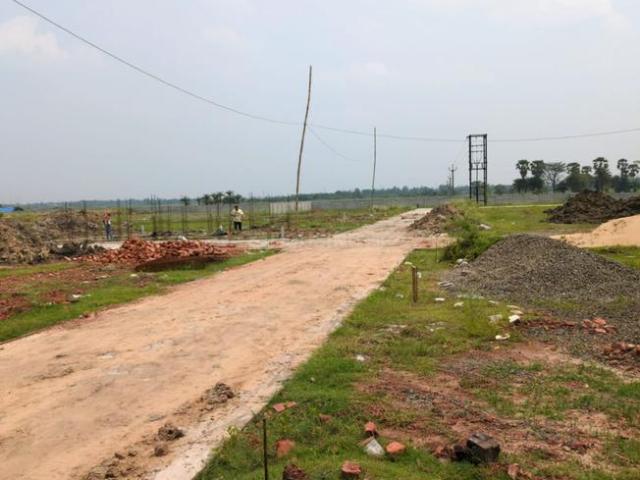 Residential Plot in New Town for resale Kolkata. The reference number is 20432874