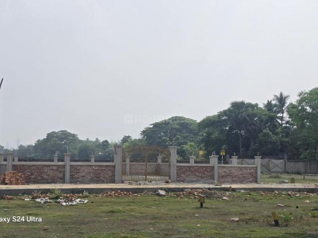 Residential Plot in New Town for resale Kolkata. The reference number is 20803198