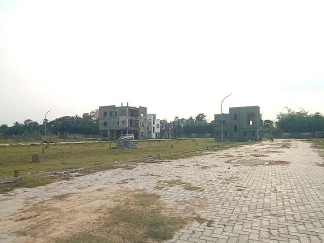 Residential Plot in New Town for resale Kolkata. The reference number is 20945742
