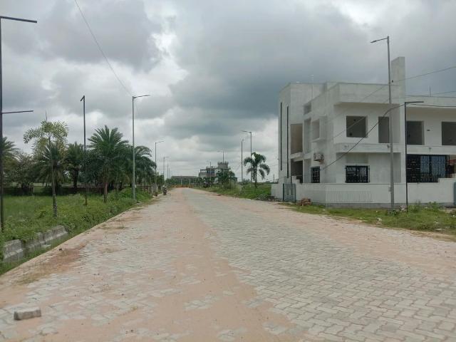 Residential Plot in New Town for resale Kolkata. The reference number is 20979443