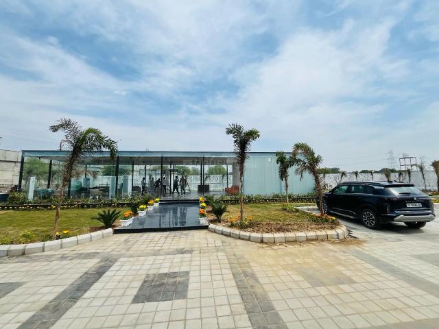 Residential Plot in Nizampur for resale Hapur. The reference number is 16886763