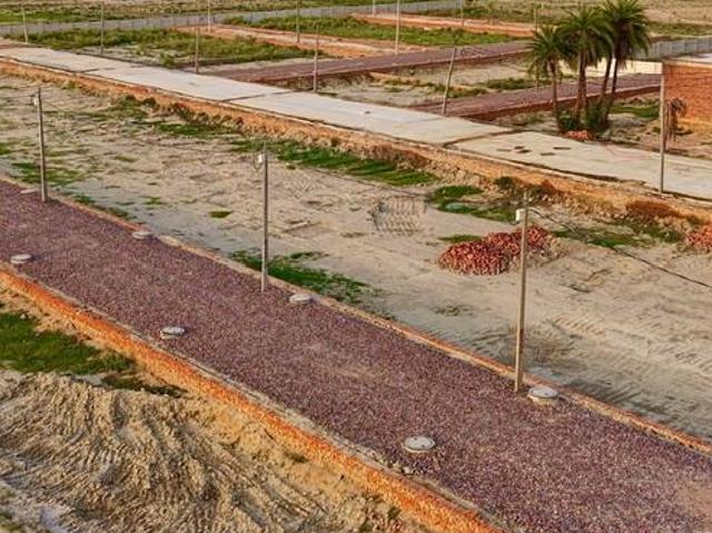 Residential Plot in Dadri for resale Greater Noida. The reference number is 20695594