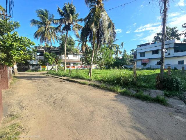 Residential Plot in North Paravoor for resale Kochi. The reference number is 20308603