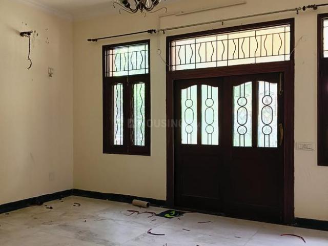 Residential Plot in Omega IV for resale Greater Noida. The reference number is 19102595
