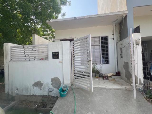 Residential Plot in Omicron III for resale Greater Noida. The reference number is 20529145