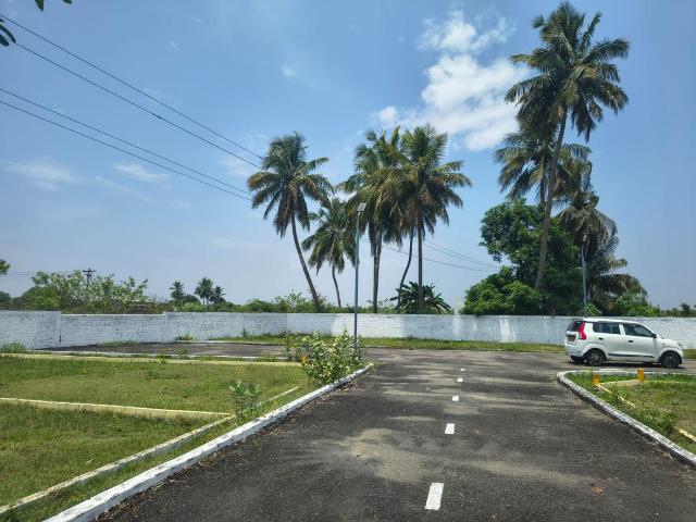 Residential Plot in Oragadam Sriperambattur for resale Chennai. The reference number is 20719335