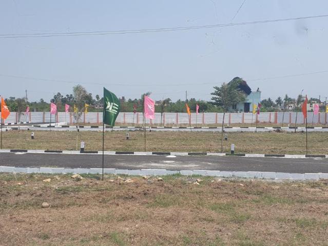 Residential Plot in Avadi for resale Chennai. The reference number is 20006199
