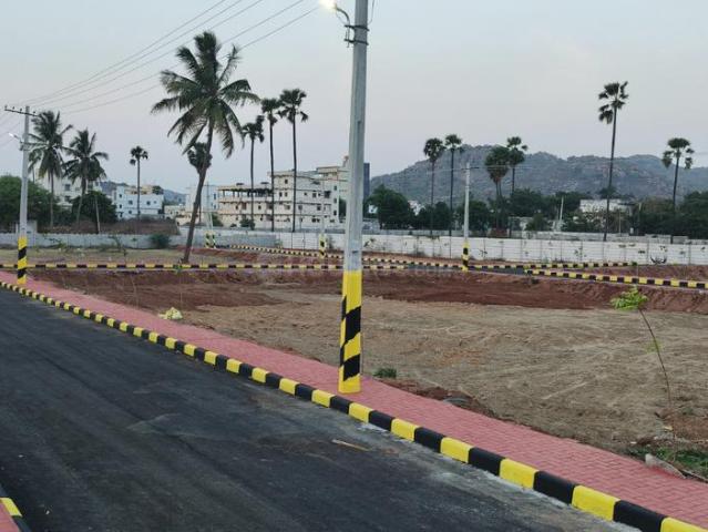 Residential Plot in Abdullapurmet for resale Hyderabad. The reference number is 20283959
