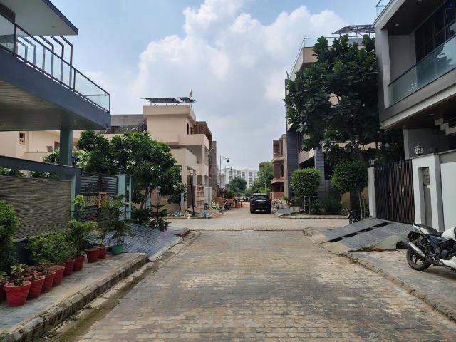 Residential Plot in Ahmamau for resale Lucknow. The reference number is 20632711