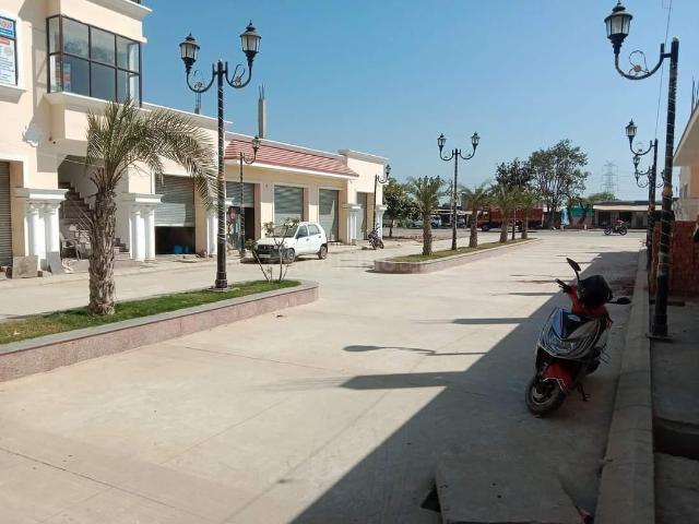 Residential Plot in Ajhai Kalan for resale Vrindavan. The reference number is 14239904