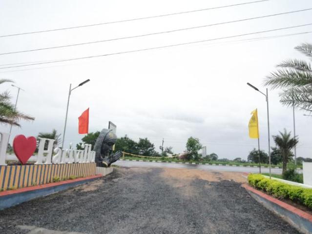 Residential Plot in Akunuru for resale Krishna. The reference number is 20631065