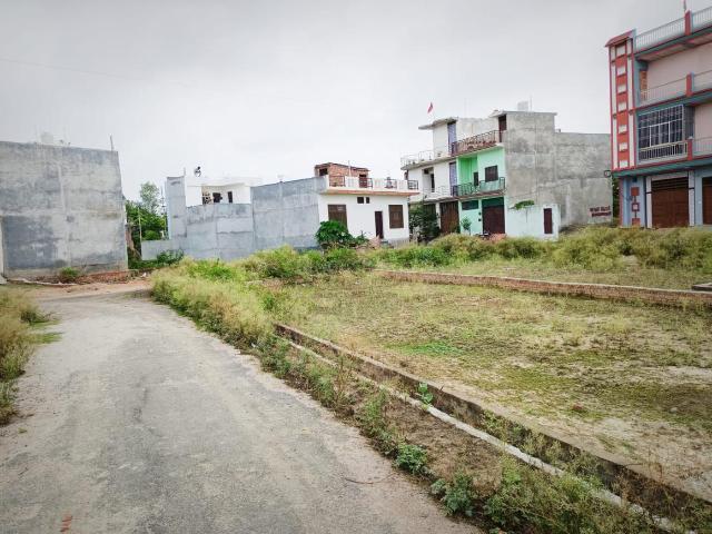 Residential Plot in Alambagh for resale Kanpur Road. The reference number is 17466874