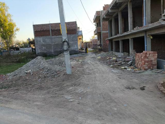 Residential Plot in Alambagh for resale Lucknow. The reference number is 17903470