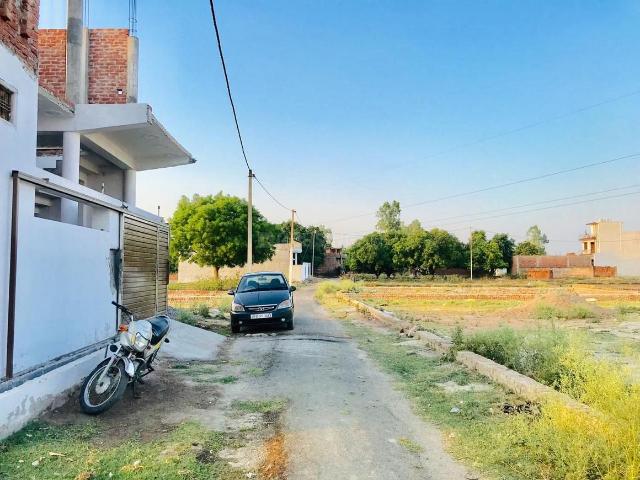 Residential Plot in Alambagh for resale Lucknow. The reference number is 19171534