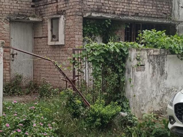 Residential Plot in Aliganj for resale Lucknow. The reference number is 20705862