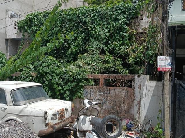 Residential Plot in Aliganj for resale Lucknow. The reference number is 20803253