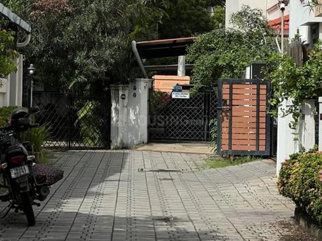 Residential Plot in Alwarpet for resale Chennai. The reference number is 12243847