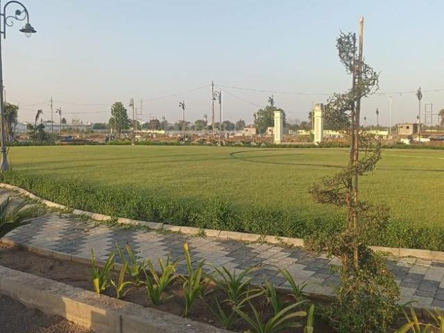 Residential Plot in Ambamoliya for resale Indore. The reference number is 19425897