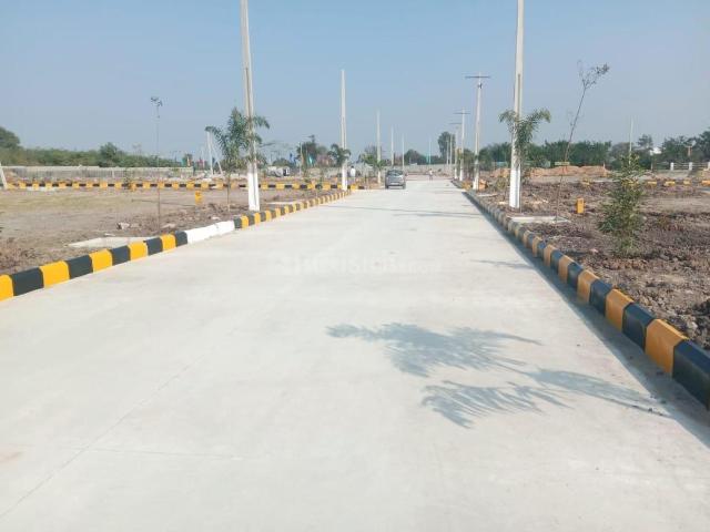 Residential Plot in Ameenpur for resale Sangareddy. The reference number is 20355629