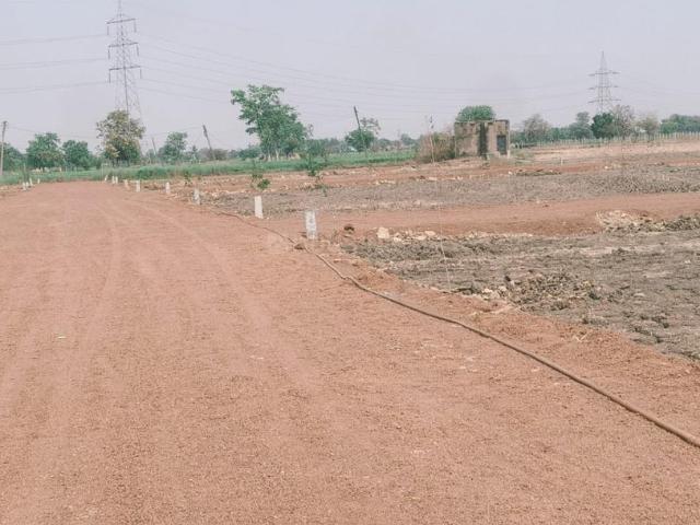 Residential Plot in Amleshwar for resale Raipur. The reference number is 20159627