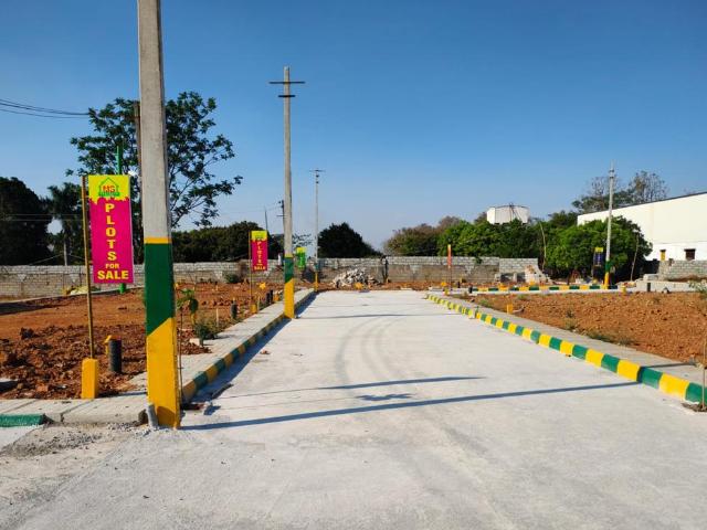 Residential Plot in Anekal for resale Bengaluru. The reference number is 18938563