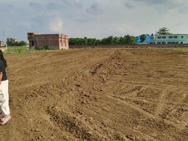 Residential Plot in Anisabad for resale Patna. The reference number is 17788273