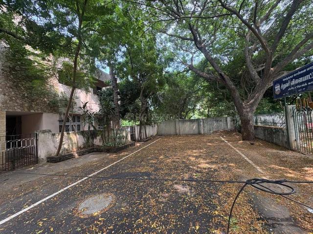 Residential Plot in Anna Nagar for resale Chennai. The reference number is 20271024