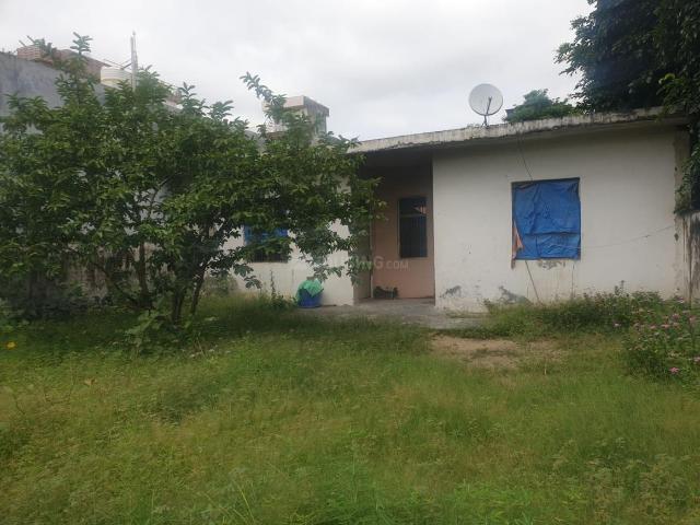 Residential Plot in Ansal Golf Links 1 for resale Greater Noida. The reference number is 17273674
