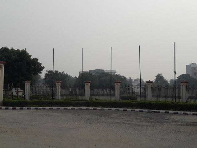 Residential Plot in Ansal Golf Links 1 for resale Greater Noida. The reference number is 20334573