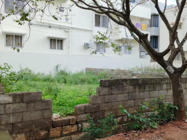 Residential Plot in Arakere for resale Bengaluru. The reference number is 7038054