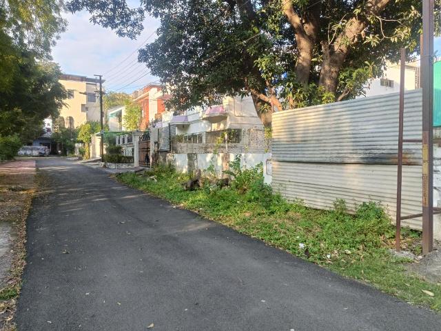Residential Plot in Arera Colony for resale Bhopal. The reference number is 18709846