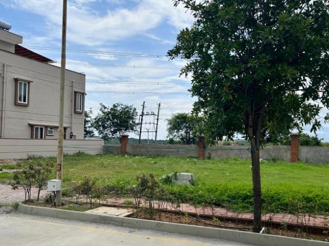 Residential Plot in Bukkasagara for resale Bengaluru. The reference number is 20985525