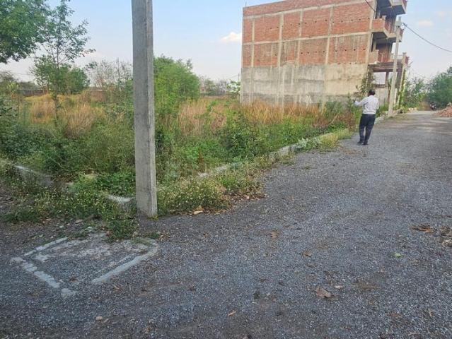 Residential Plot in Babatpur for resale Varanasi. The reference number is 19573905