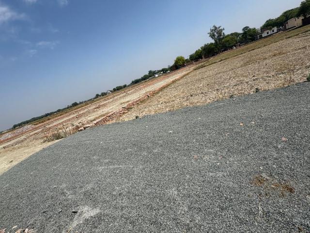 Residential Plot in Babatpur for resale Varanasi. The reference number is 20245076