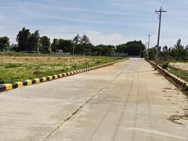 Residential Plot in Bagalur for resale Hosur. The reference number is 20394457