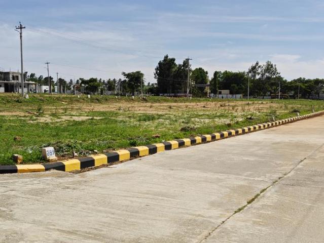 Residential Plot in Bagalur for resale Hosur. The reference number is 20394471
