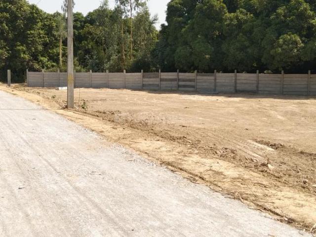 Residential Plot in Bakshi Ka Talab for resale Lucknow. The reference number is 14809943